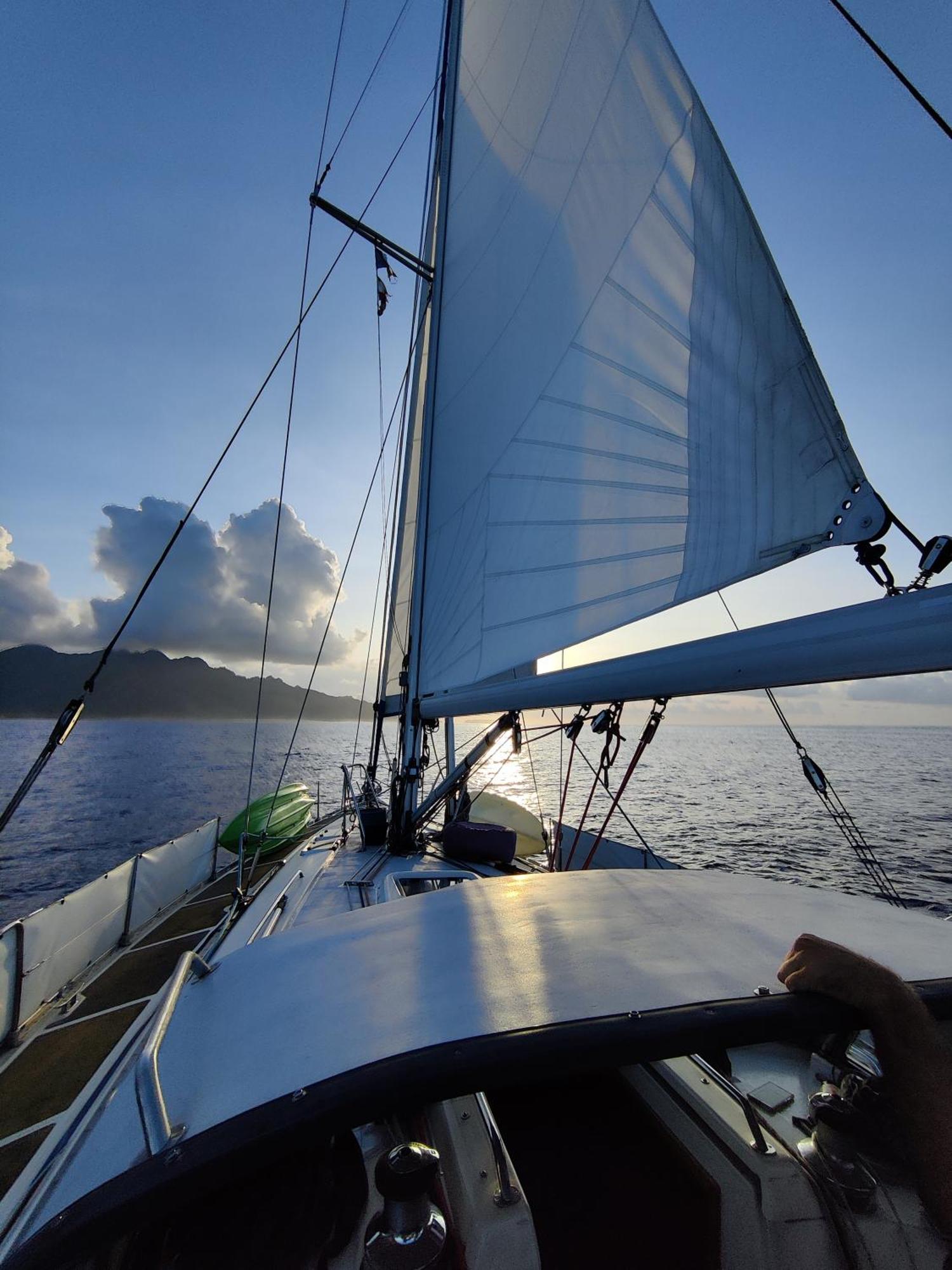2 Nuits Insolites & 1 Excursion Voile A Bord Du Voilier Mori Ora Moorea Kültér fotó